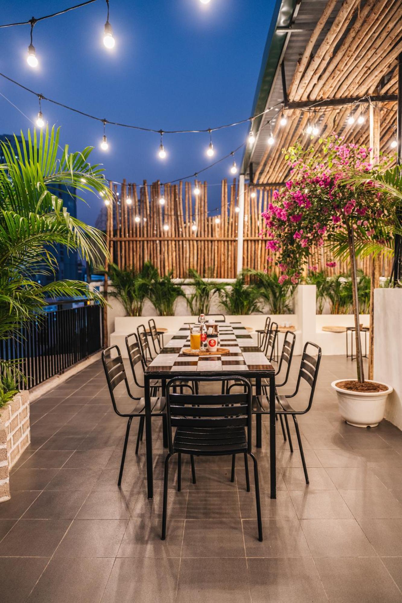 Crown Royal For Big Group-100m2 Rooftop Pool-city Centre Hà Nội