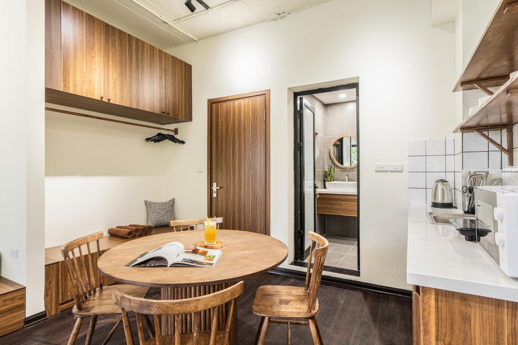 Crown Royal For Big Group-100m2 Rooftop Pool-city Centre Hà Nội